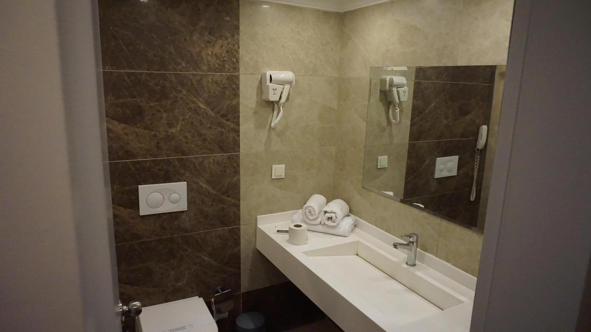 Ada Newday Hotel Kuşadası
